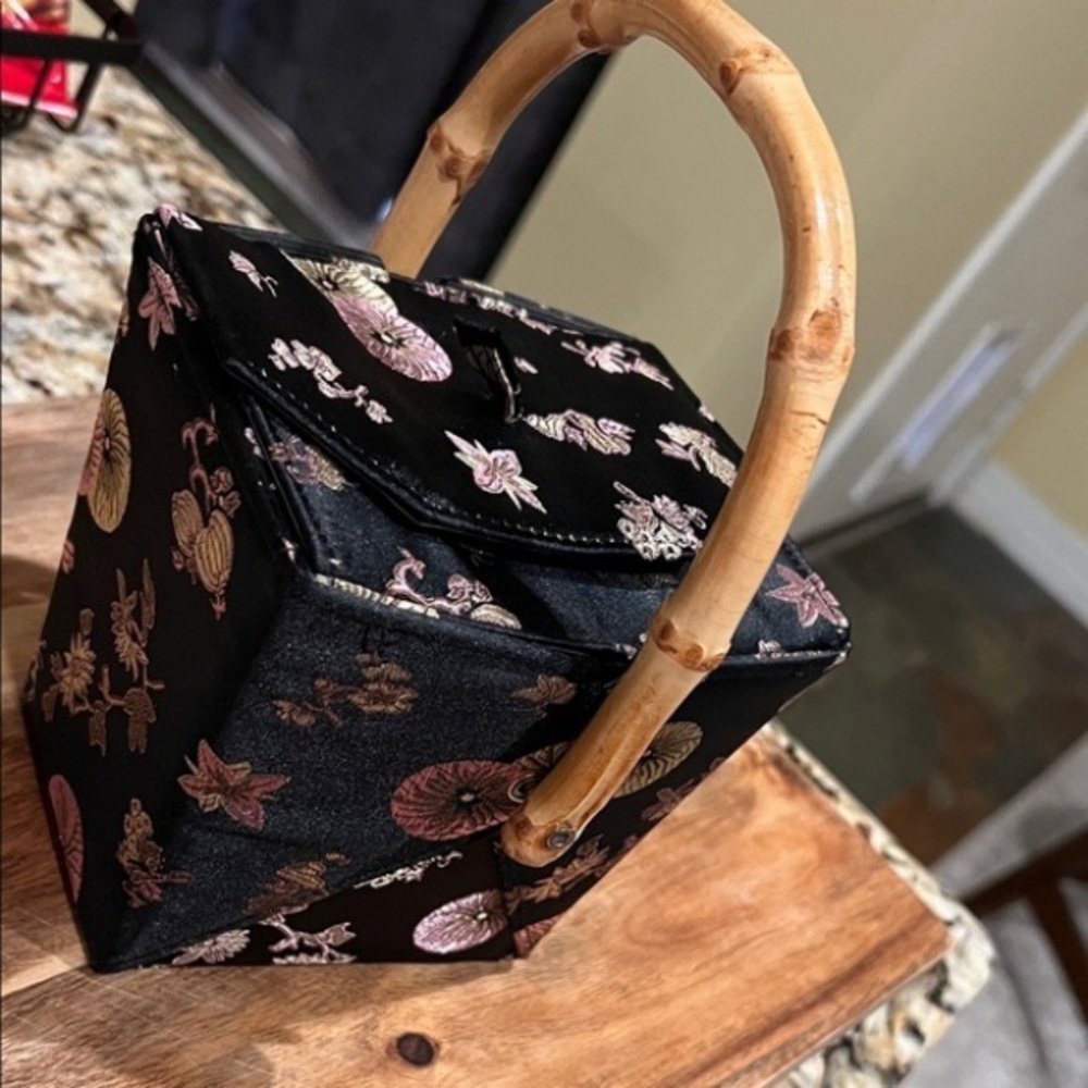 Elegant Black Floral Handbag with Bamboo Handle